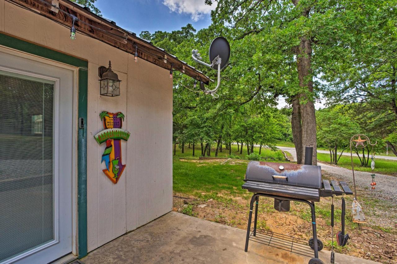 Texoma - 1 Mi To Park And Boat Ramp!